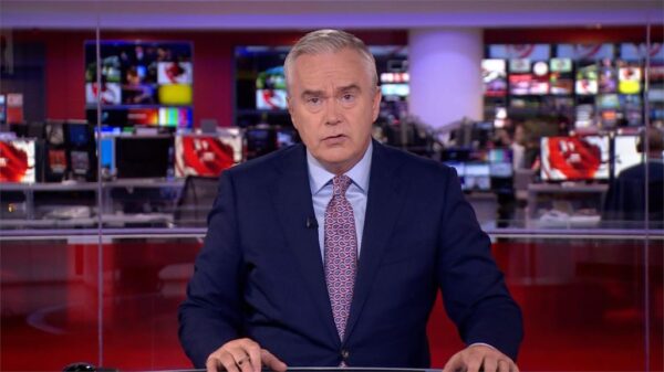 BBC News Presenter Huw Edwards 17 BBC News Presenter Huw Edwards 17