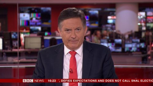 Simon McCoy - BBC News Presenter (7)