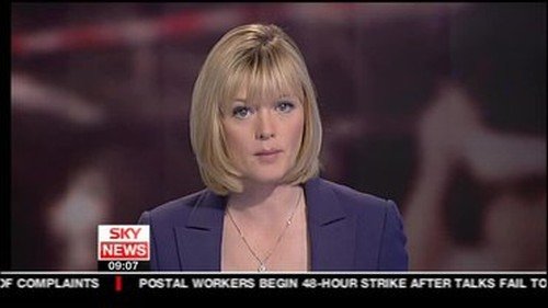 Julie Etchingham Images 10