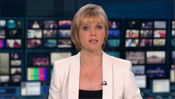 Julie Etchingham Images 5
