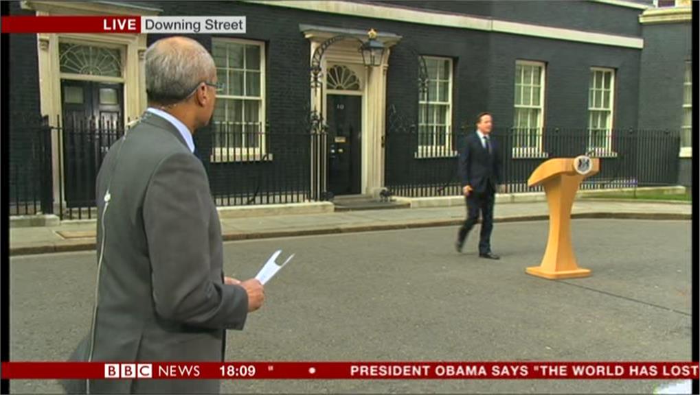 Margaret Thatcher dies George throws to Cameron
