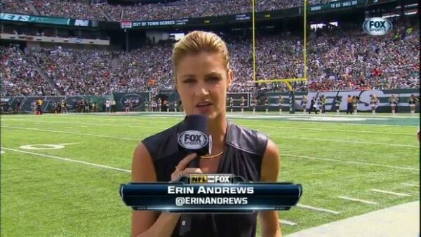 Erin Andrews NFL on Fox Sideline Reporter 7