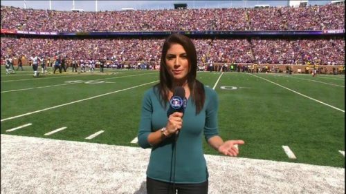 Jenny Dell - NFL on CBS - Sideline Reporter (7)