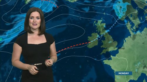 Amanda Houston - ITV Weather Presenter (1)