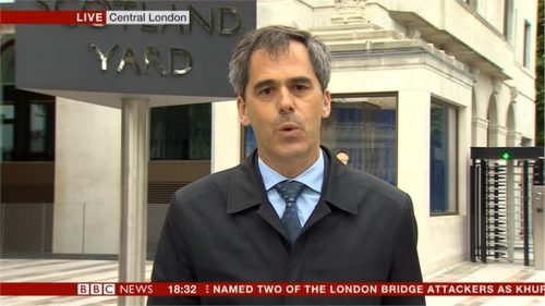 Images - BBC News London Bridge Attack (38)