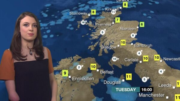 Lucy Martin BBC Weather Presenter 13