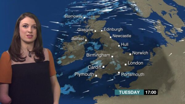 Lucy Martin BBC Weather Presenter 14