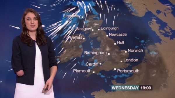 Lucy Martin BBC Weather Presenter 9