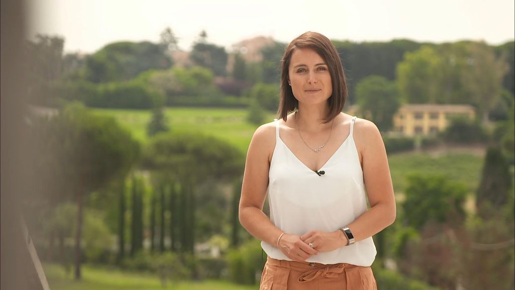 Michelle Owen • Biography & Images