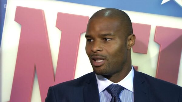 Osi Umenyiora BBC NFL 1