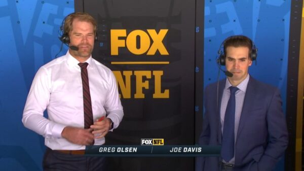 Joe Davis Fox NFL Commentator 2