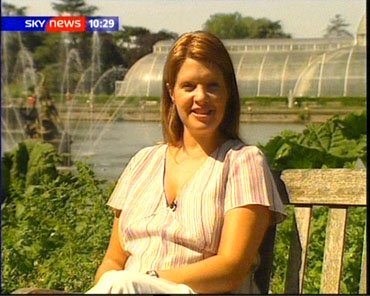 Sky News in the Summer Sun (11)