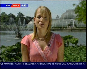 Sky News in the Summer Sun (12)