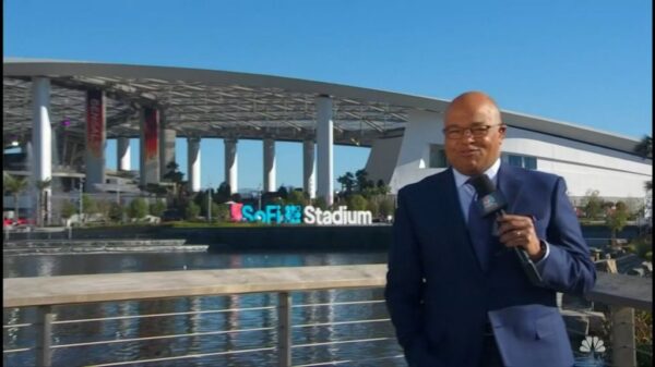 Mike Tirico 1