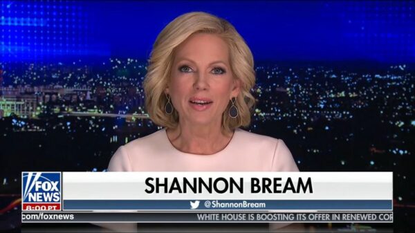 Shannon Bream Fox News Presenter 2