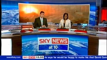 Sky News at Ten 2005 (2)