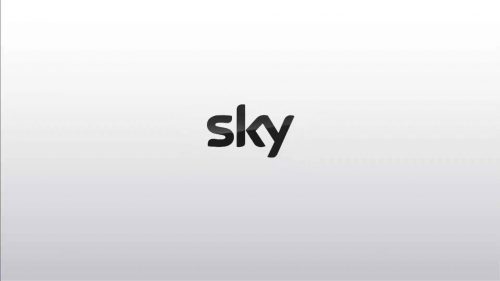 Beth Rigby Interviews... Sky News Programme 2022 (1)