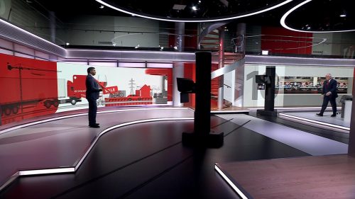 BBC News at Ten from New Studio B (15)
