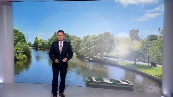 BBC News at Ten from New Studio B 25