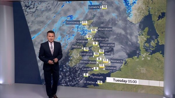 BBC News at Ten from New Studio B 27