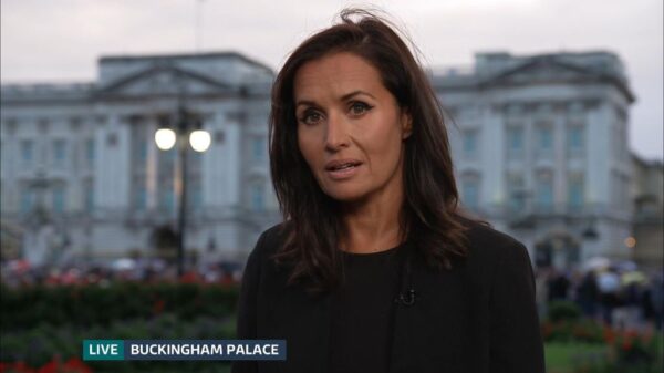 The Queen Dies ITV News 22 The Queen Dies ITV News 22