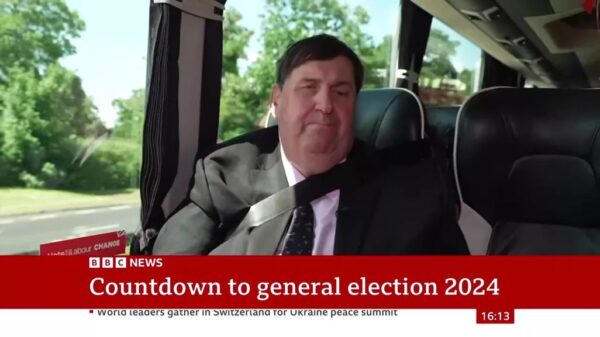 Gary ODonoghue on the bus 2